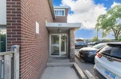 40 Rabbit Lane Unit# 10 Toronto W08 Ontario M9B 5S6