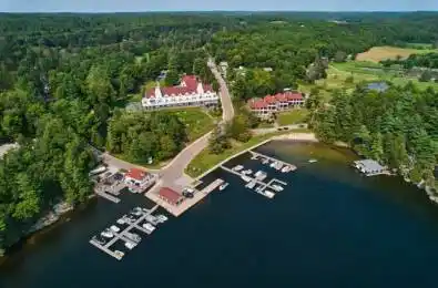 1003 MATTHEWS Drive Unit# C5 12SC Muskoka Lakes Ontario P0B 1P0