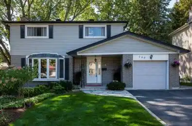 140 Orsi Drive Newmarket Ontario L3Y 3H6