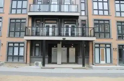 8 Sayers Lane Unit# 15 Richmond Hill Ontario L4E 1J4