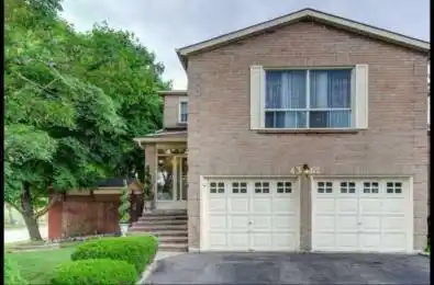 4362 Waterford Crescent Mississauga Ontario L5R 2B1