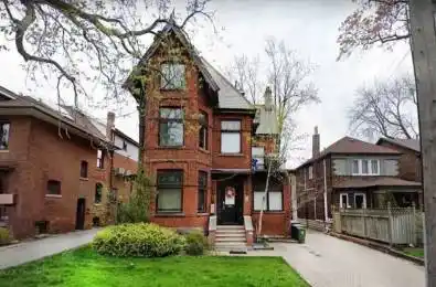 42 Keewatin Avenue Unit# 2nd Floor Toronto C10 Ontario M4P 1Z8