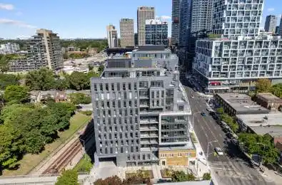 8 Manor Road Unit# PH1 Toronto C03 Ontario M4S 2A5