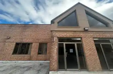 1115 Crestlawn Drive Unit# # C3 Mississauga Ontario L4W 1A7