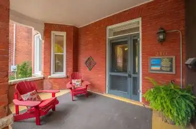 210 Mcdonnel Street Peterborough Ontario K9H 2V9