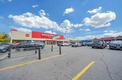 4823 Leslie Street Toronto C15 Ontario M2J 2K8