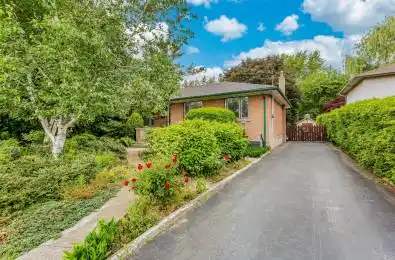 411 Maplehurst Avenue Oakville Ontario L6L 4Y3
