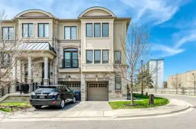 561 Mermaid Crescent Mississauga Ontario L5G 1H9