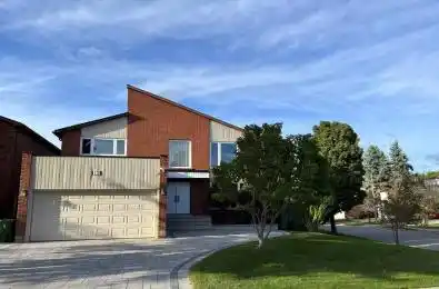 12 Clarinda Drive Toronto C15 Ontario M2K 2W7