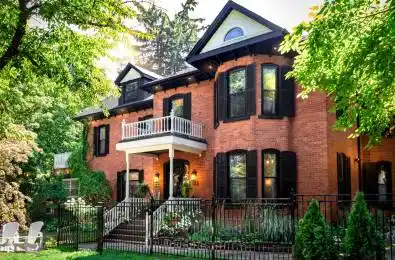 123 Main Street Grimsby Ontario L3M 1R9