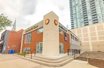 74 Queen Street Brampton Ontario L6X 1A3