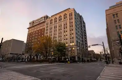 118 King Street Unit# 916 Hamilton Ontario L8N 0A9