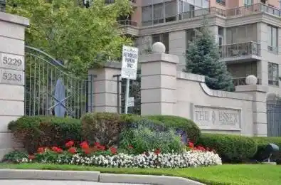 5233 Dundas Street Unit# 2024 Toronto W08 Ontario M9B 6M1