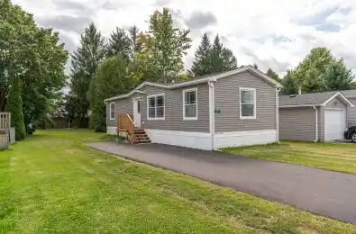 8 Sussex Square Georgian Bluffs Ontario N4K 5N5