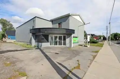 561 St Lawrence Street North Dundas Ontario K0C 2K0