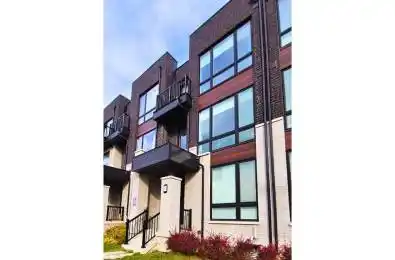 30 Hammersmith Lane Markham Ontario L6C 0Z5