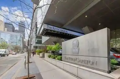 183 Wellington Street Unit# 3405 Toronto C01 Ontario M5V 0A1