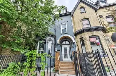 414 Dundas Street Unit# 202 Toronto C08 Ontario M5A 2A8