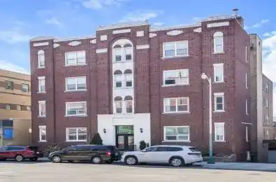 448 Spadina Road Unit# 206 Toronto C03 Ontario M5P 2W4