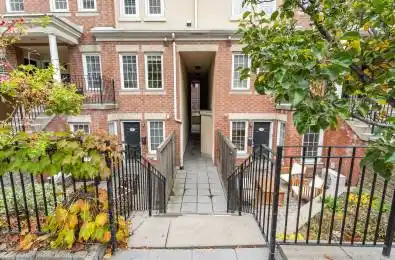 11 Niagara Street Unit# 32 Toronto C01 Ontario M5V 3N9