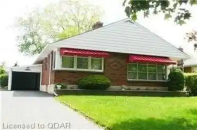 27 First Avenue Quinte West Ontario K8V 5M6