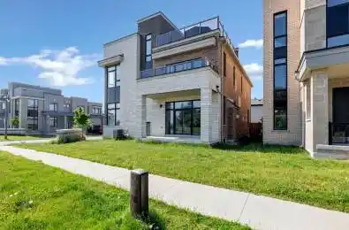 3 Larkin Lane Clarington Ontario L1C 4A7