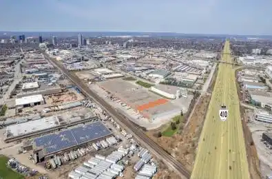 155 Orenda Road Unit# 4B Brampton Ontario L6W 1W3