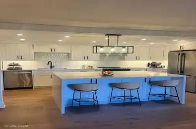 1535 Lakeshore Road Unit# 304 Mississauga Ontario L5E 3E2