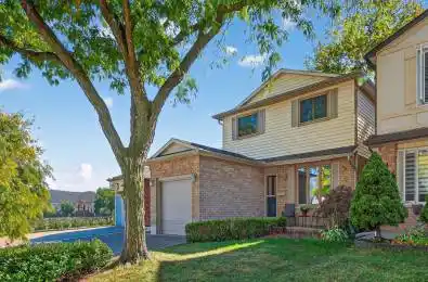 19 Salina Place Hamilton Ontario L8G 4L4