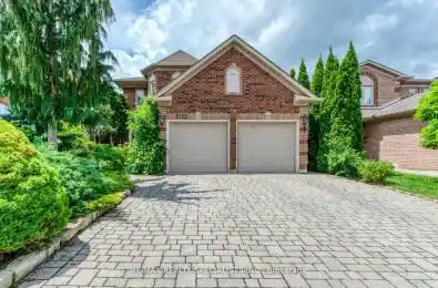 6152 Hardesty Crescent Mississauga Ontario L5V 1B4