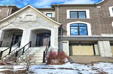 27 Duncombe Lane Richmond Hill Ontario L4C 1C2