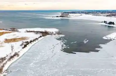 44 Trott Boulevard Unit# 25 Collingwood Ontario L9Y 5B7