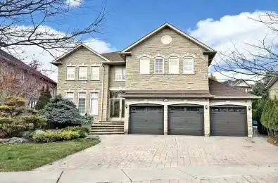 55 Frybrook Crescent Richmond Hill Ontario L5B 4B9