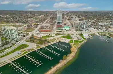 39 Mary Street Unit# 2201 Barrie Ontario L4N 1S9