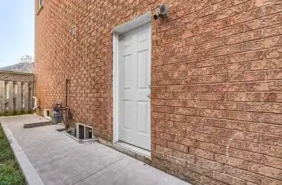 3974 Freeman Terrace Mississauga Ontario L5M 6R1