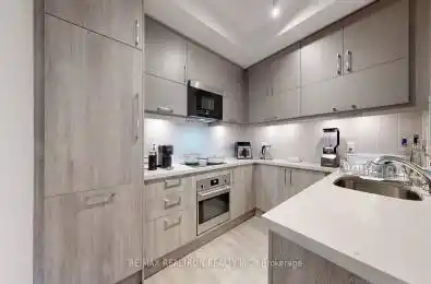 38 Simcoe Promenade Circle Unit# 319C Markham Ontario L6G 0H7