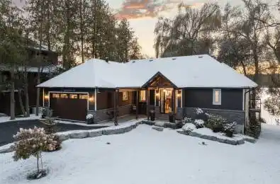 241 Eight Mile Point Oro-Medonte Ontario L3V 6H1