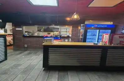 1240 Simcoe Street Unit# 202 Oshawa Ontario L1G 4X3