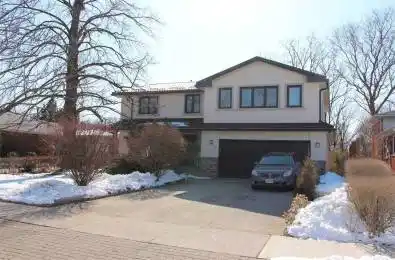 3338 Lonefeather Crescent Mississauga Ontario L4Y 3G5