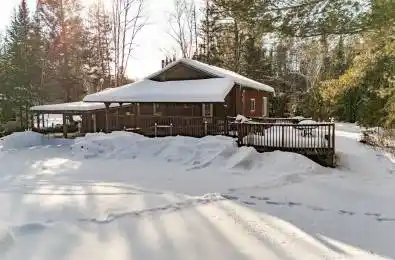 24 Robert Road Huntsville Ontario P1H 2J4