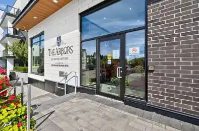 555 William Graham Drive Unit# 351 Aurora Ontario L4G 7C4