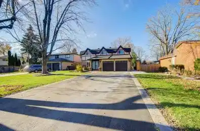 72 Rose Way Markham Ontario L3P 3S6