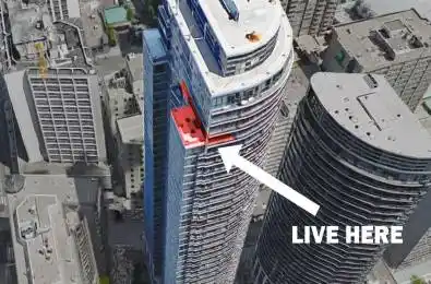 21 Carlton Street Unit# 4004 Toronto C08 Ontario M5B 1L3