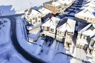 18 HARMAN Avenue Richmond Hill Ontario L4S 0G9