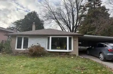38 Aurora Heights Drive Aurora Ontario L4G 2W7