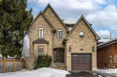 1159 Alexandra Avenue Mississauga Ontario L5E 2A4