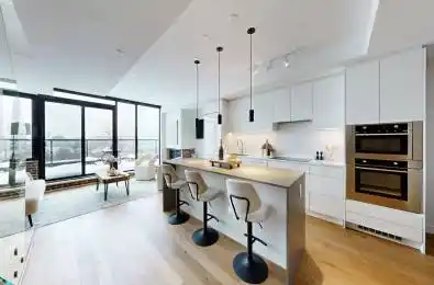 899 College Street Unit# 617 Toronto C01 Ontario M6H 1A1