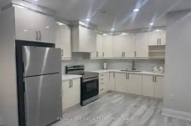 18 observatory Crescent Brampton Ontario L6P 4H9