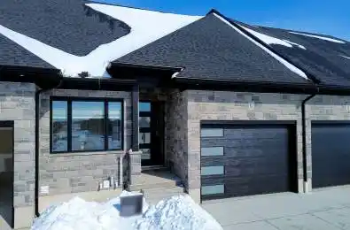 32 Postma Crescent Unit# 10 North Middlesex Ontario N0M 1A0